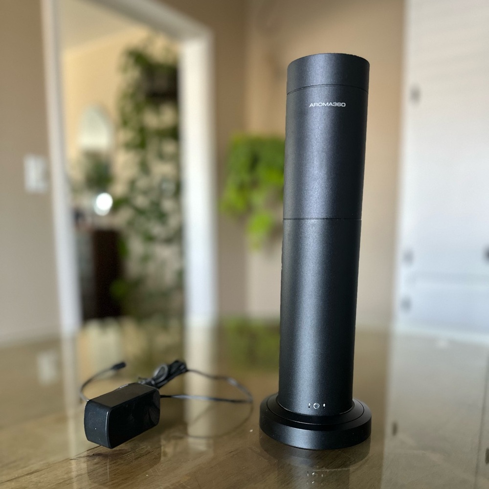 Aroma 360 Wireless Pro Scent Diffuser